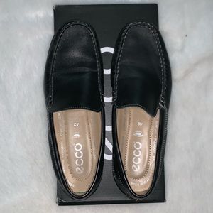 Ecco loafer